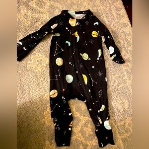 Baby pajamas - planets